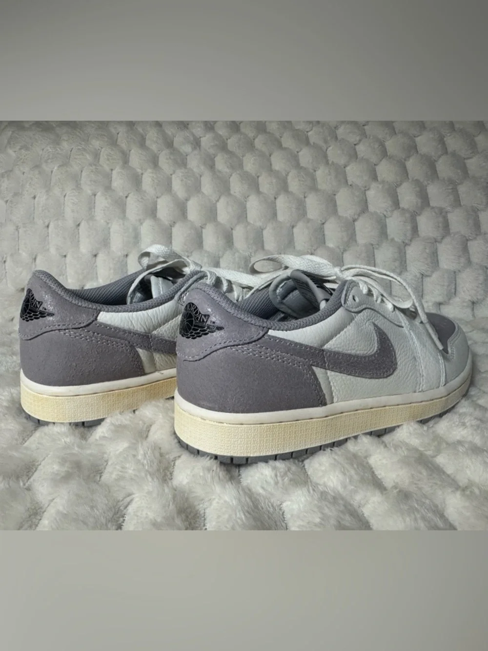 Jordan 1 Retro Low OG Atmosphere M6.5 W8